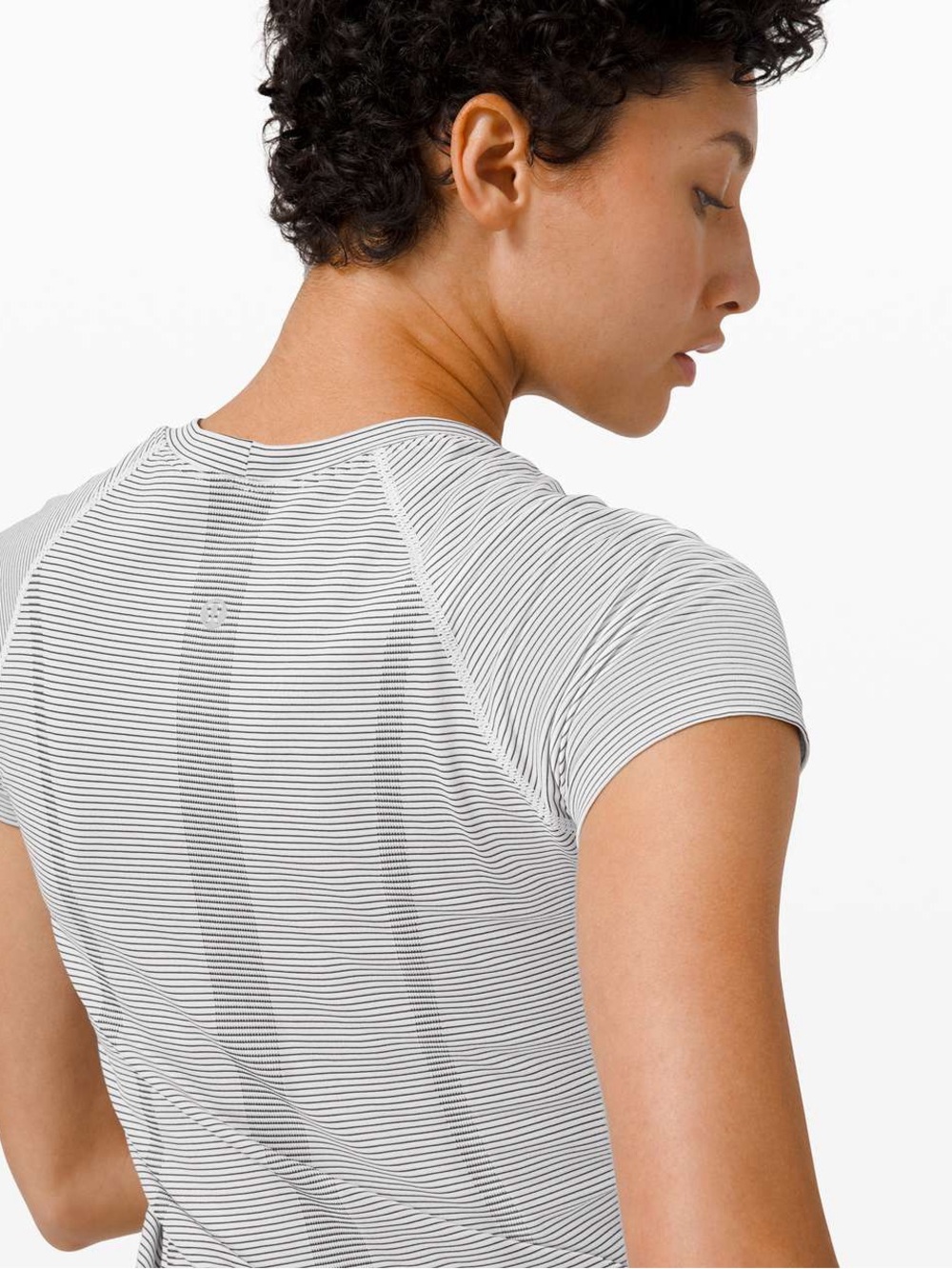Lululemon Swiftly Tech Short Sleeve 2.0 - Picture 4 of 9